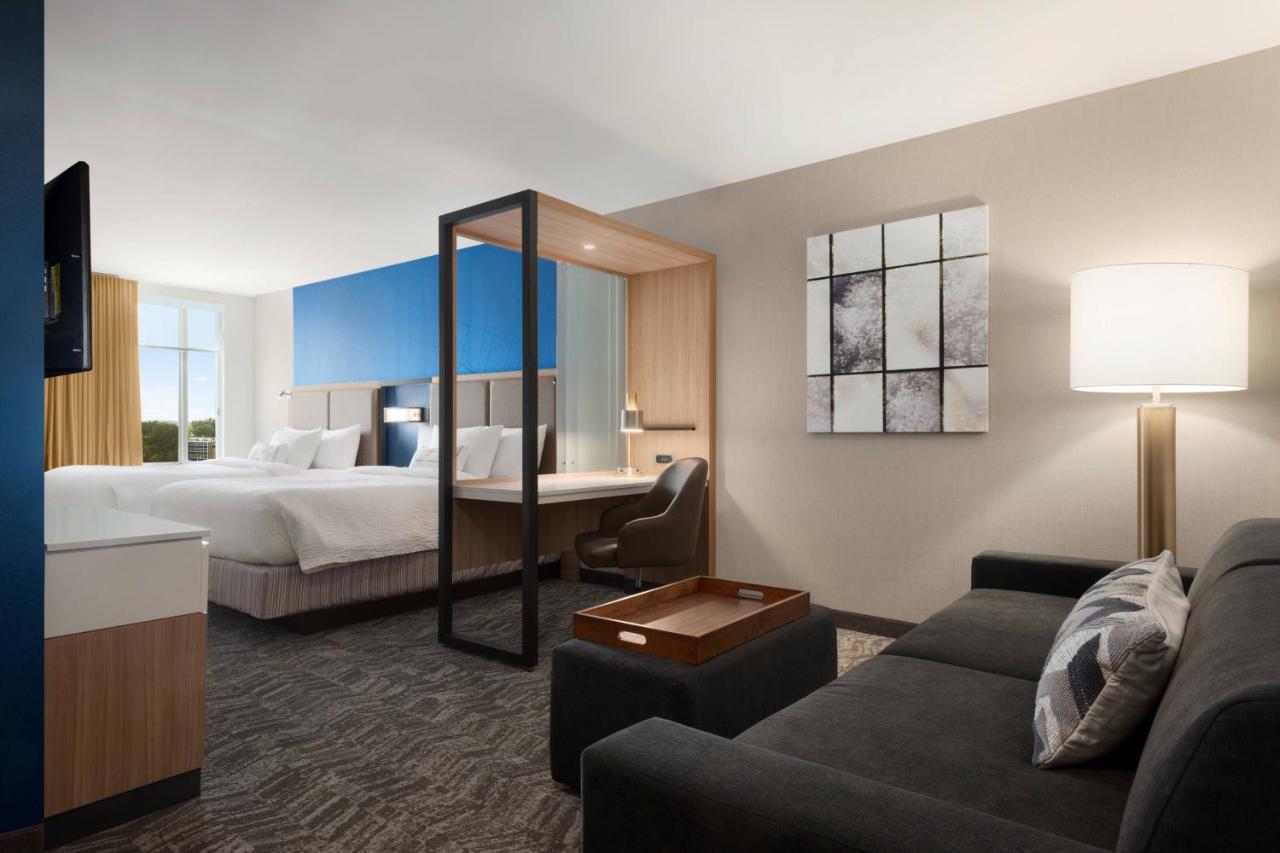 Springhill Suites By Marriott Milwaukee West/Wauwatosa Esterno foto